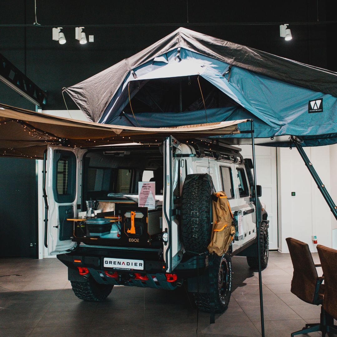 Kücheneinbau Supertramp 300